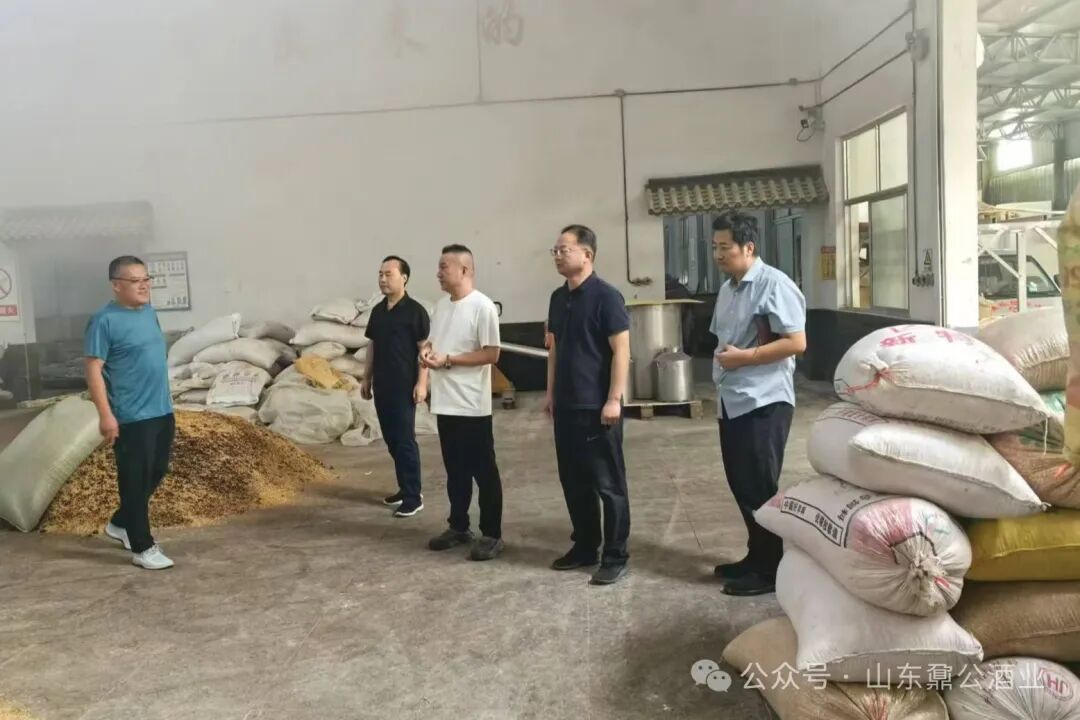 蒙阴县政府党组成员、副县长张鹏到山东鼐公